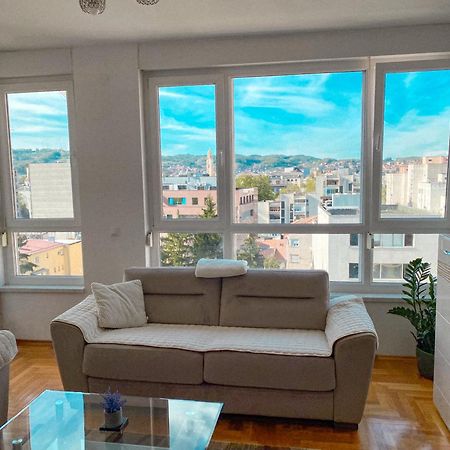 Stan na dan Bella Apartment Banja Luka Bagian luar foto