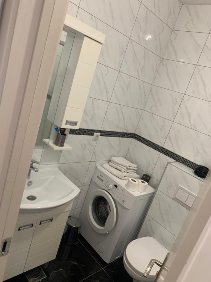 Stan na dan Bella Apartment Banja Luka Bagian luar foto