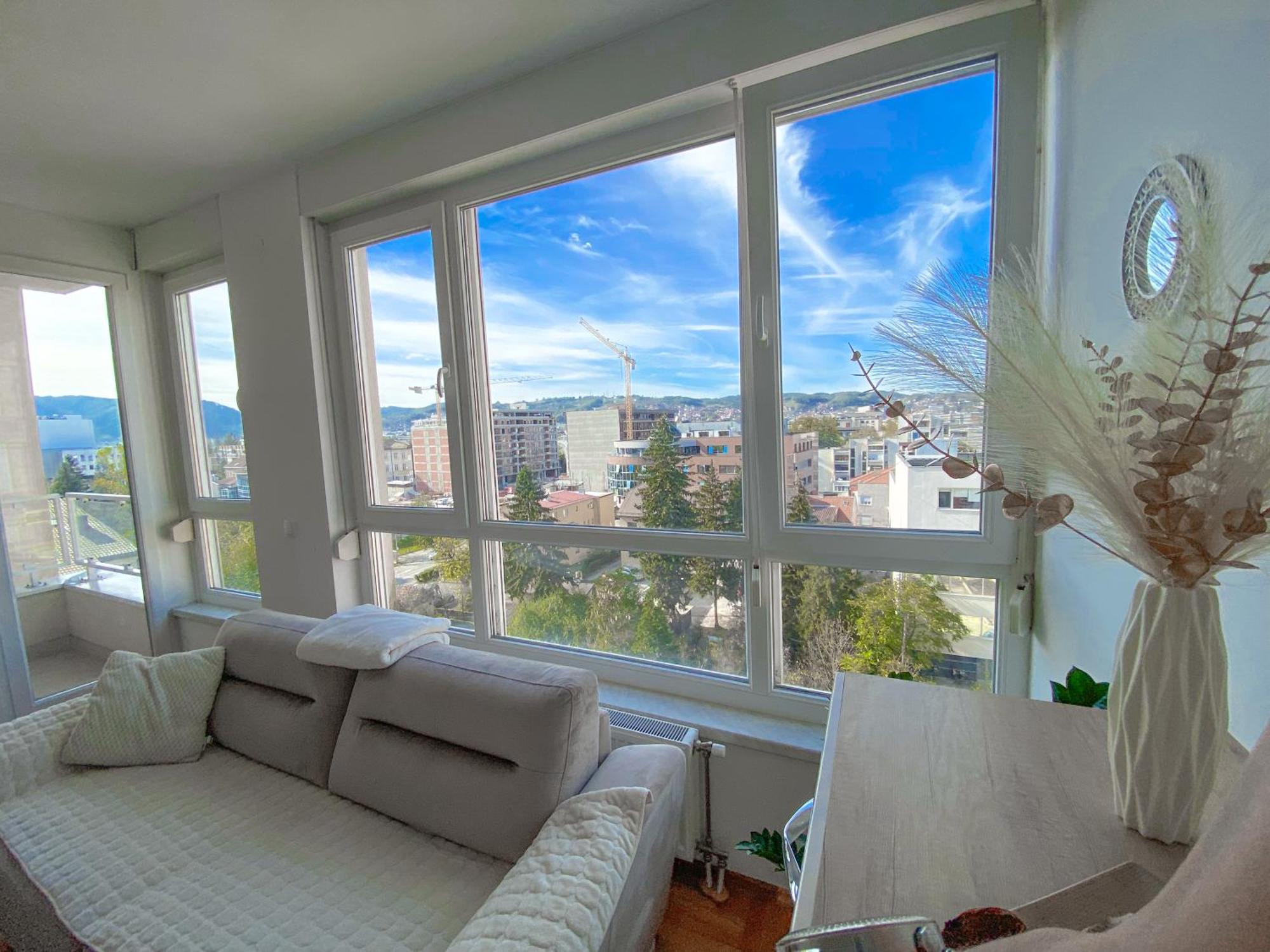 Stan na dan Bella Apartment Banja Luka Bagian luar foto